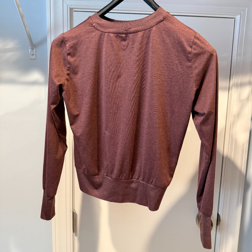 Vuori Women's Long Sleeve Crew - XS - Picture 2 of 3